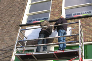 Montage hogeschool hbo nederland aluminium freesletters gevel