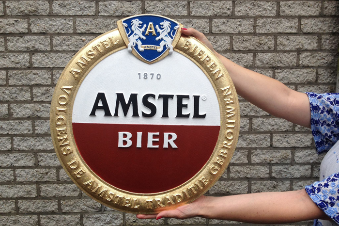 3D reclame Amstel bier met Marlies Mulder van Schrijfzinnig